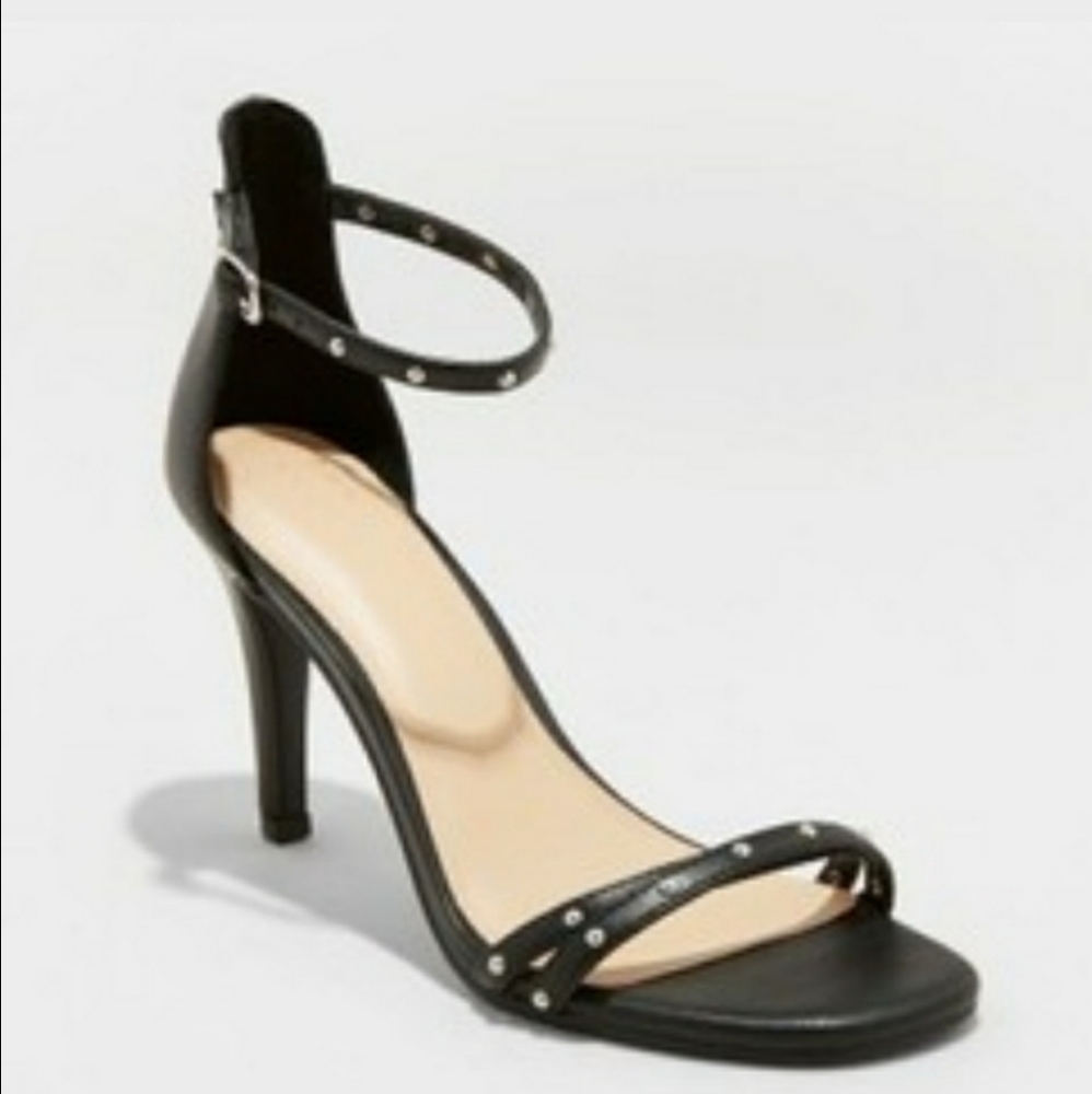 A New Day Enya Studded Barey There Pump Heels 8.5